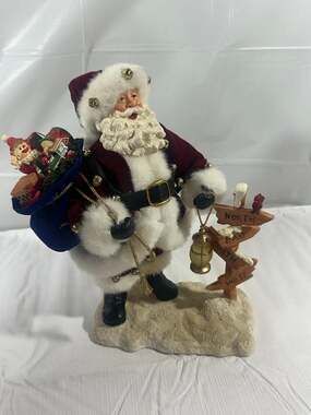 Macy's Holiday Lane Fabric Mache Santa Claus Figure